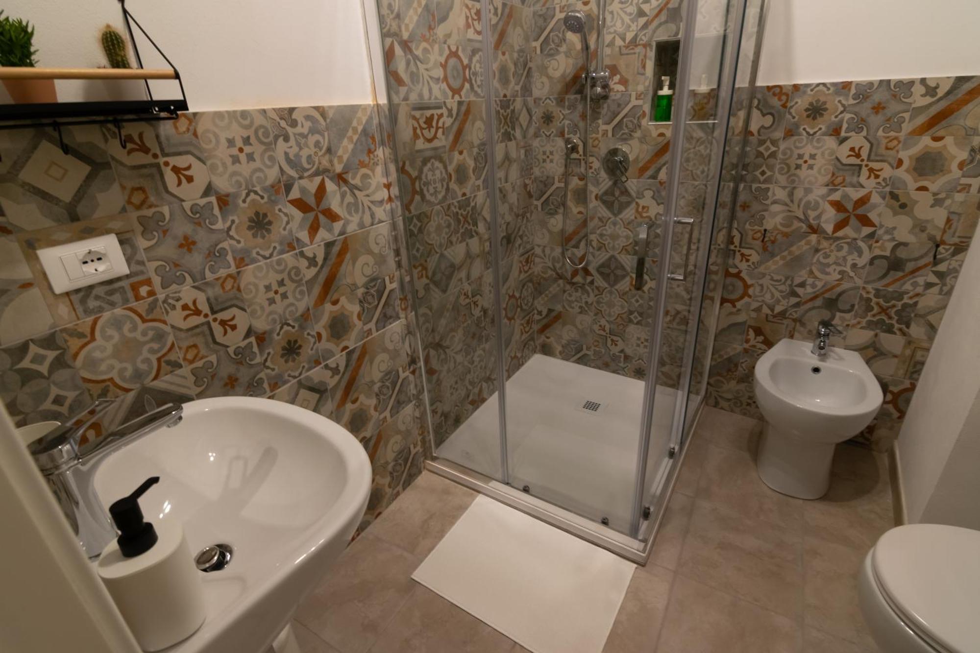 R-Home Exclusive Rooms Κατάνια Εξωτερικό φωτογραφία